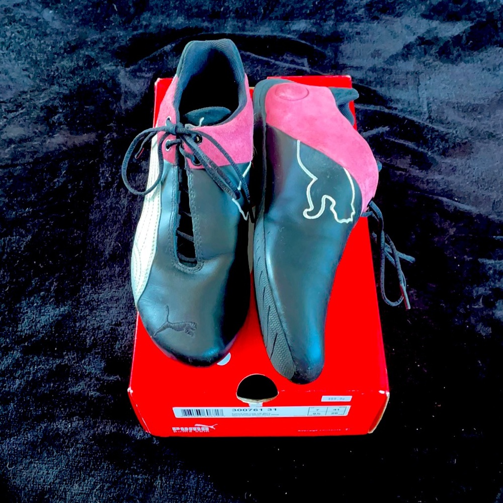 Puma Sneakers